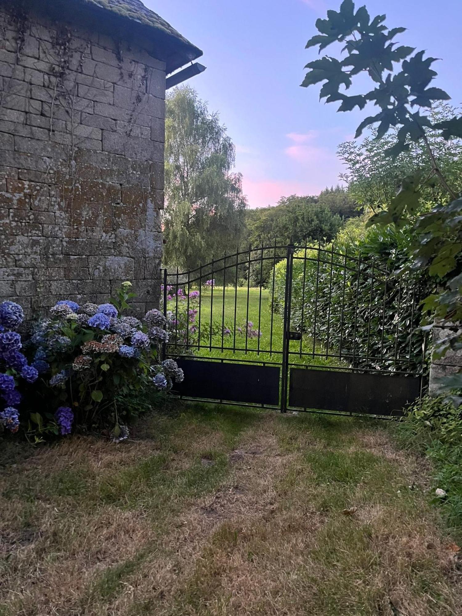 Le Cantou Affieux Exterior foto